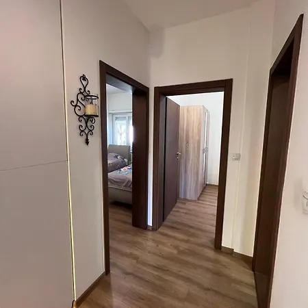 Oasis Royal Apartments Sarajevo Exterior photo